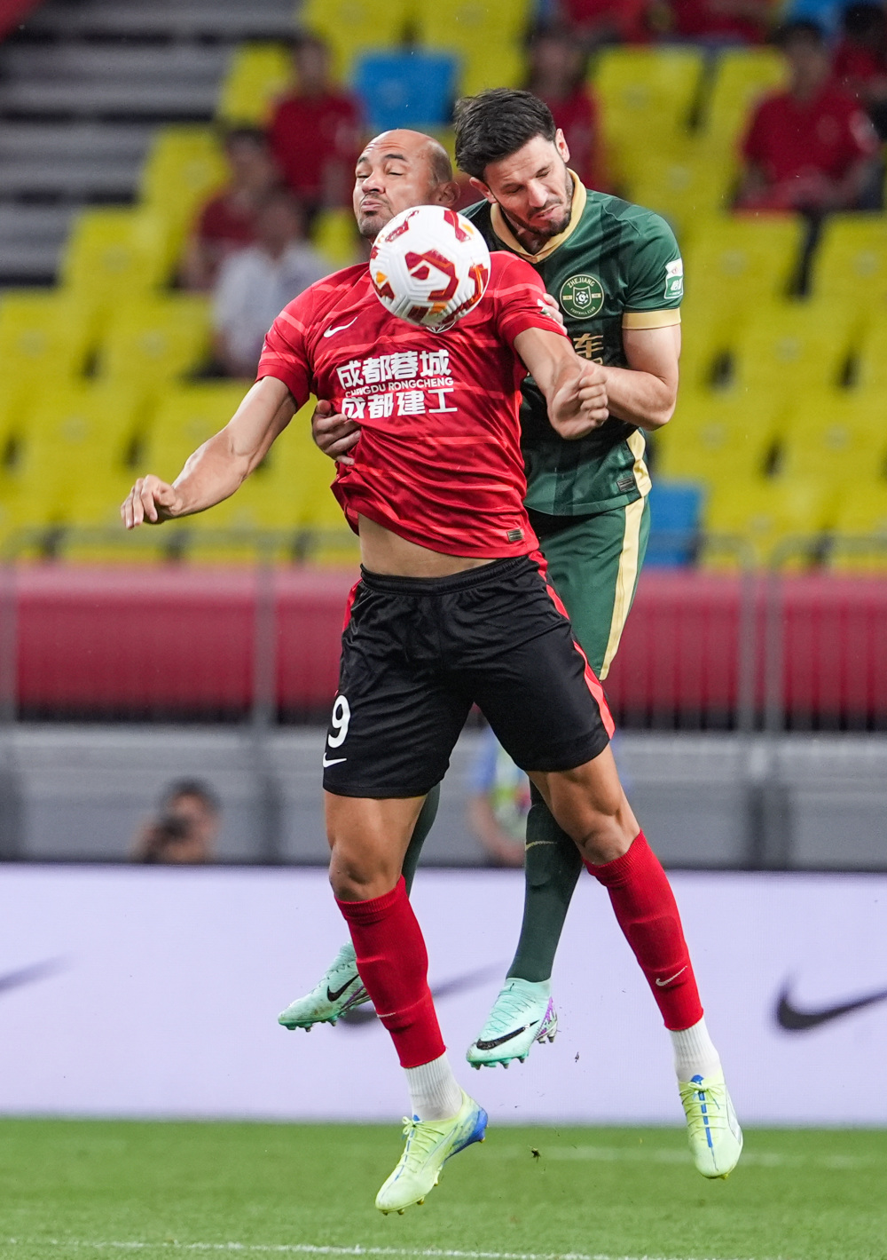 梅西还是C罗？马特乌斯：我选梅西，过去15年他对足球更重要